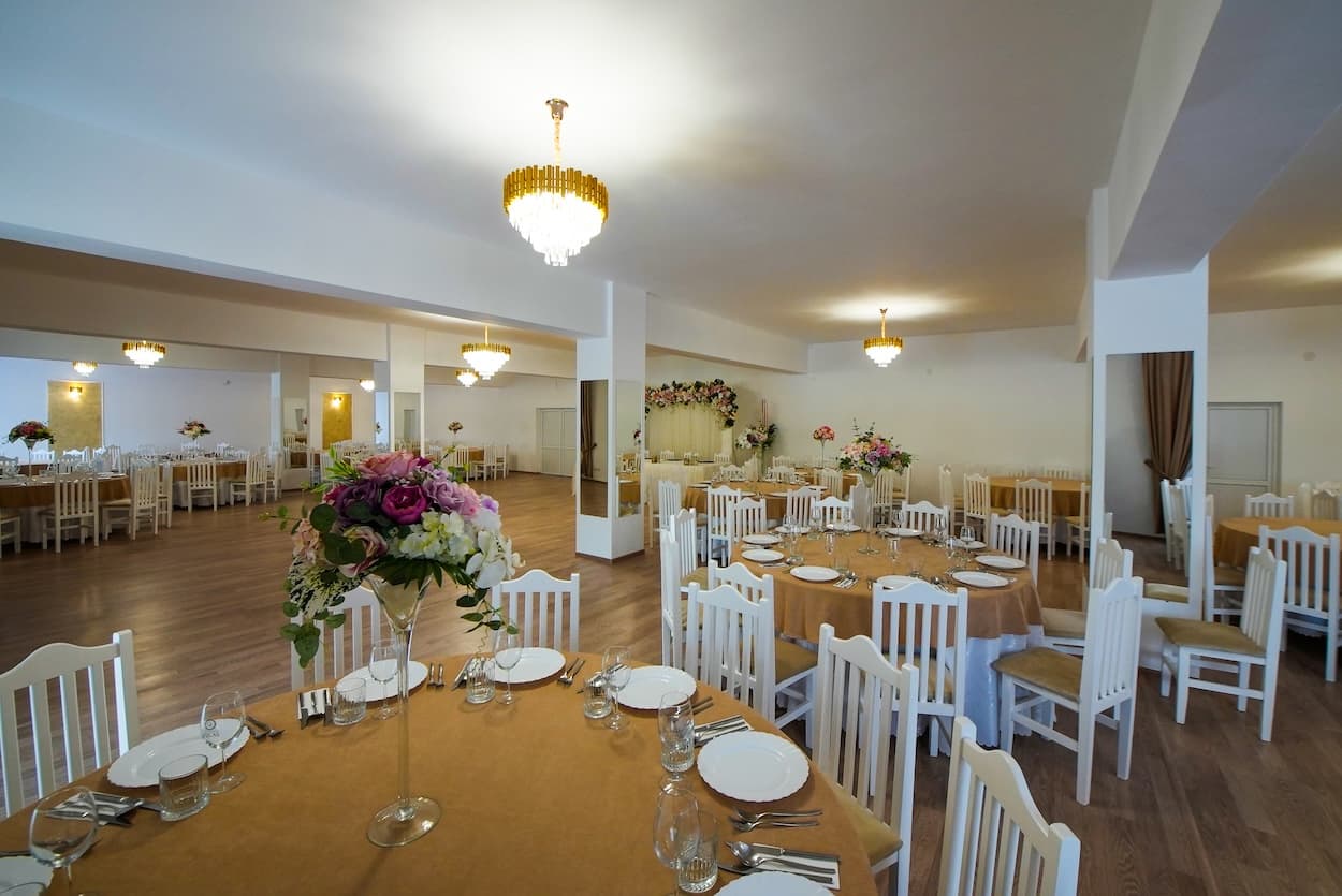 sala de evenimente la hanul cailor00010